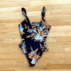 RipCurl xs one piece